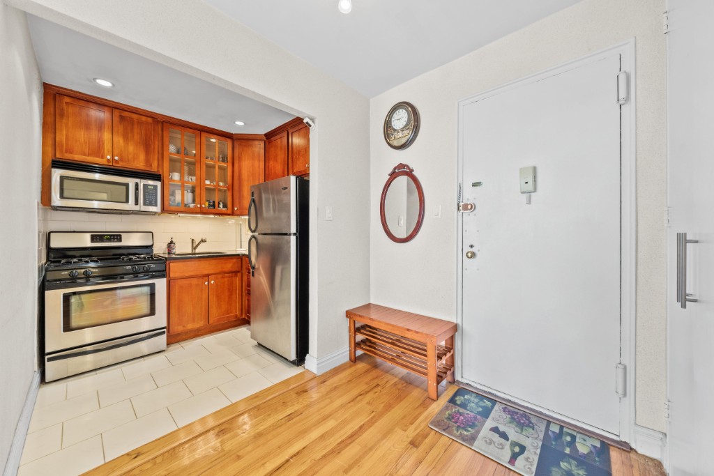 2600 East 21st Street Sheepshead Bay Brooklyn NY 11235
