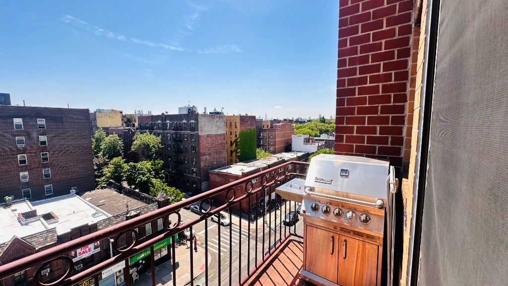 49-07 43rd Avenue Sunnyside Gardens Queens NY 11377