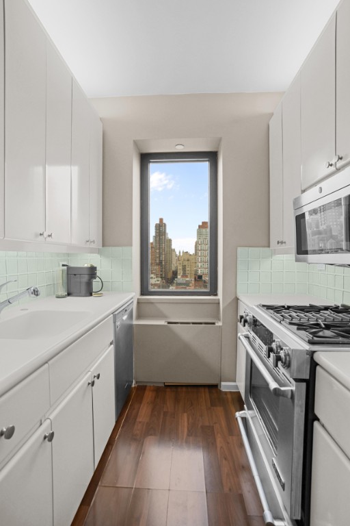 530 East 76th Street 19C Upper East Side New York NY 10021