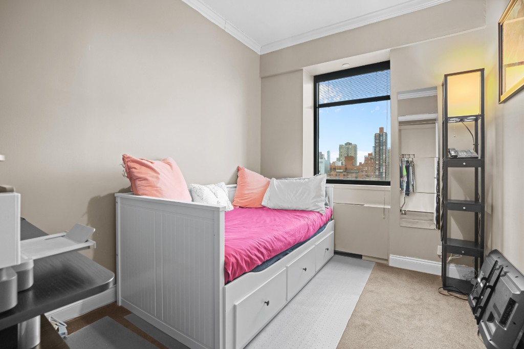 530 East 76th Street 19C Upper East Side New York NY 10021