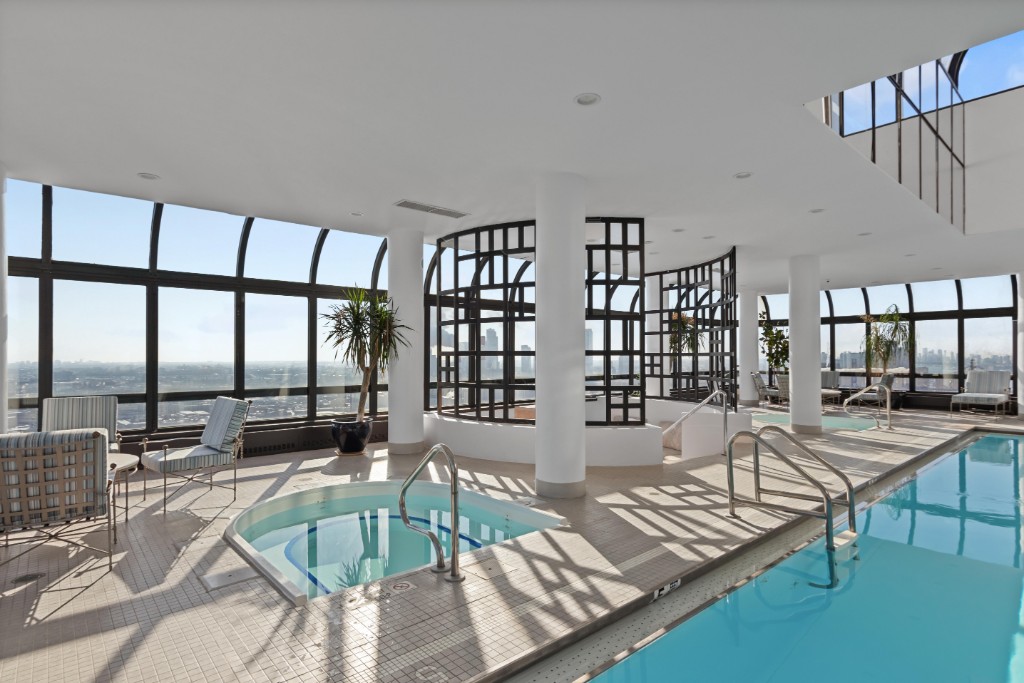 530 East 76th Street 19C Upper East Side New York NY 10021