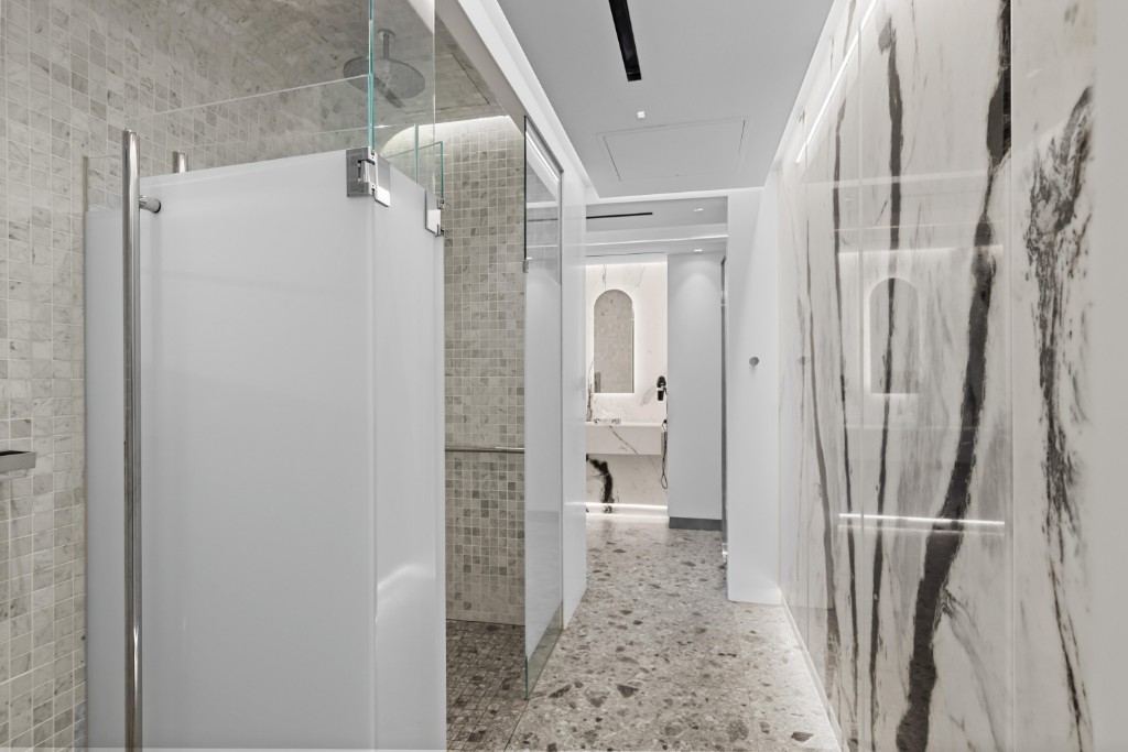 530 East 76th Street 19C Upper East Side New York NY 10021