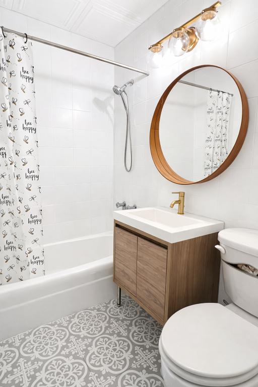 90 Gold Street 20B Seaport District New York NY 10038