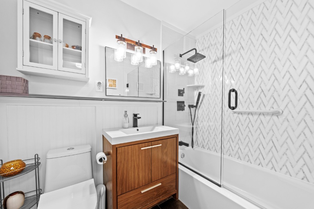 530 East 72nd Street 2E Upper East Side New York NY 10021