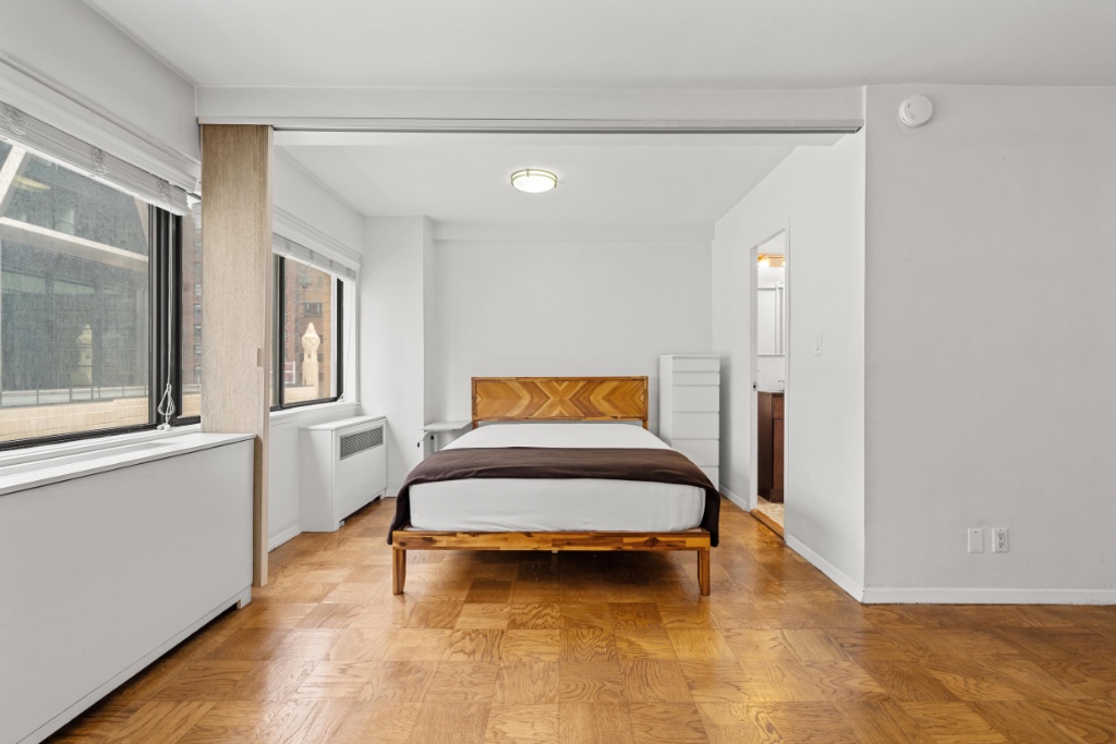 310 West 56th Street 10E Clinton New York NY 10019