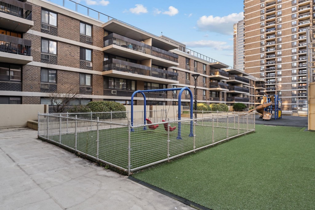 333 Pearl Street 7G Seaport District New York NY 10038