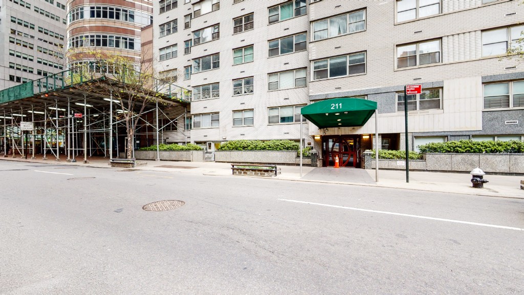 211 East 53rd Street Turtle Bay New York NY 10022