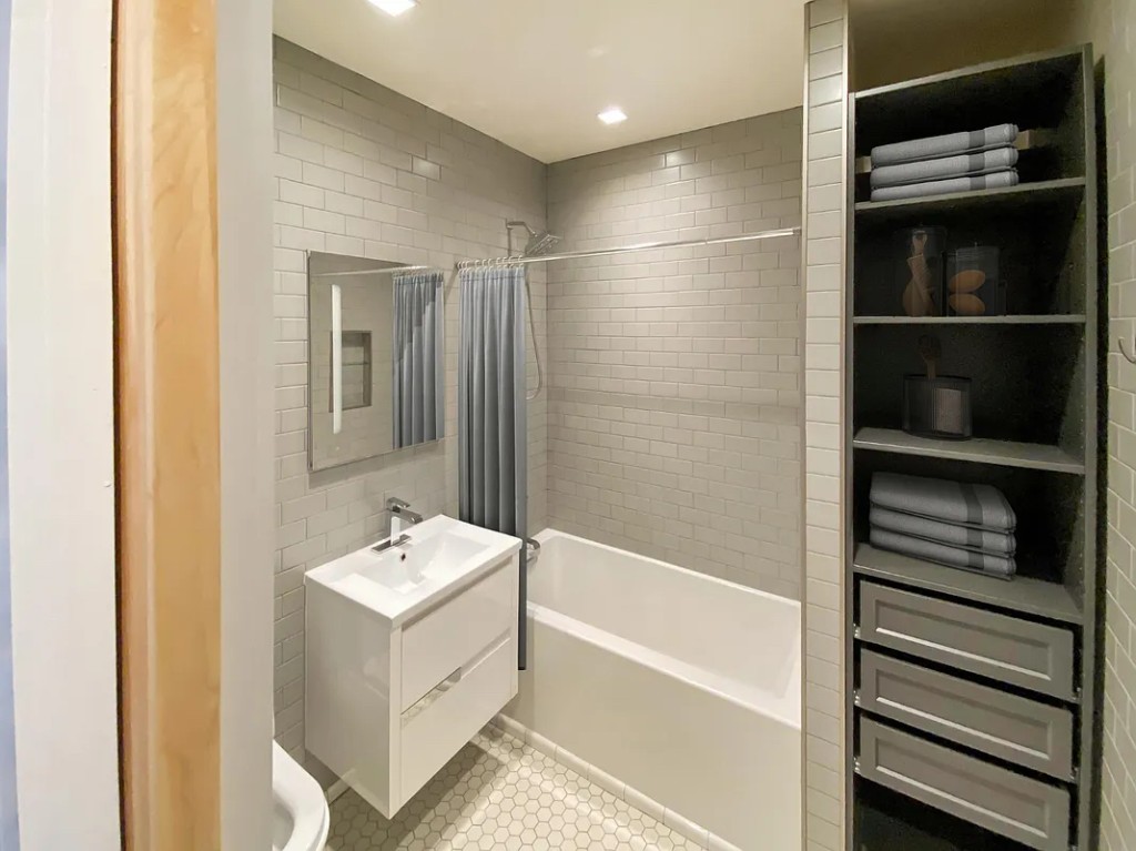 398 13th Street 4B Park Slope Brooklyn NY 11215