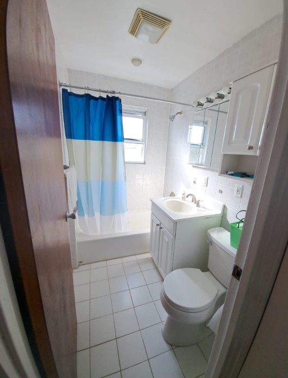 247-18 89th Avenue Bellerose Queens NY 11426