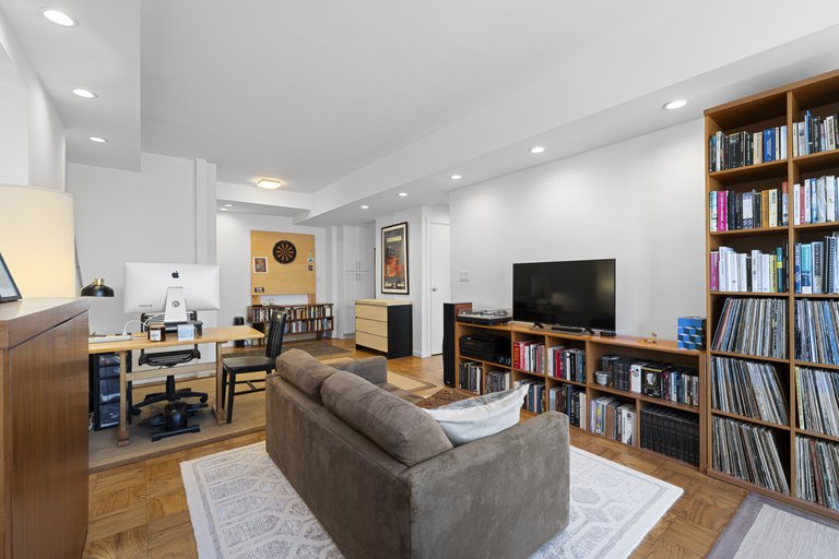 7 East 14th Street Flatiron District New York NY 10003