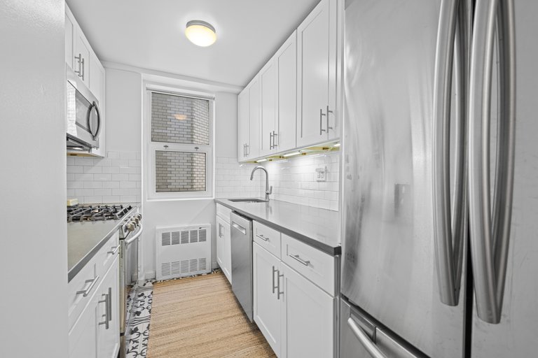 7 East 14th Street Flatiron District New York NY 10003