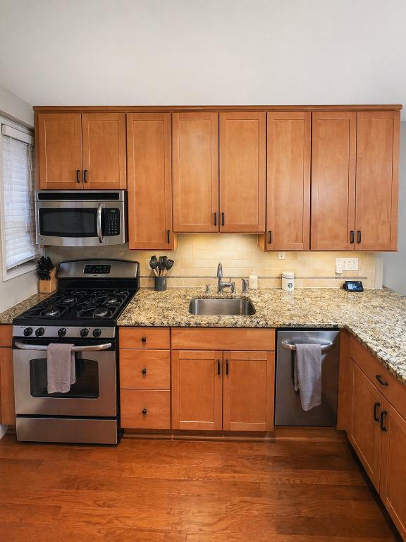305 East 40th Street 3X Tudor City New York NY 10016