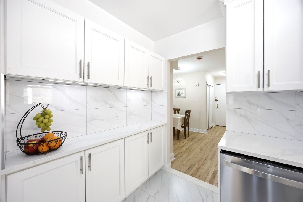 46-01 39th Avenue 314 Sunnyside Gardens Queens NY 11104