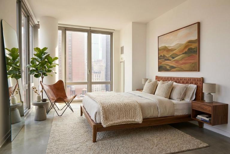310 West 52nd Street 18A Clinton New York NY 10019