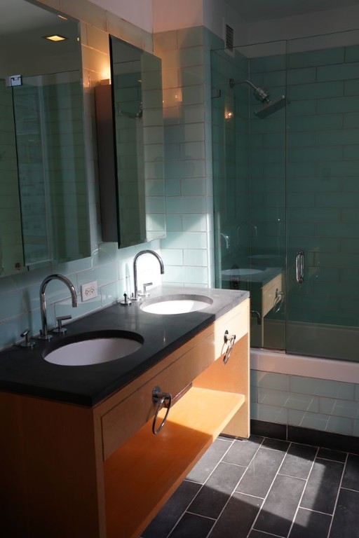 310 West 52nd Street 18A Clinton New York NY 10019