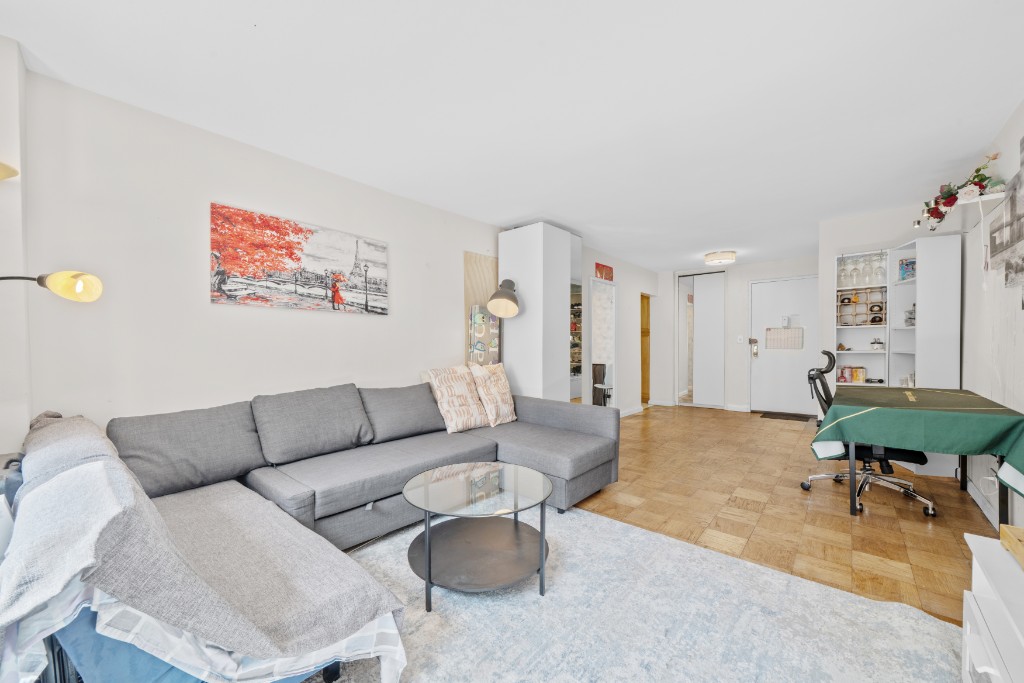 153 East 57th Street 8H Midtown East New York NY 10022