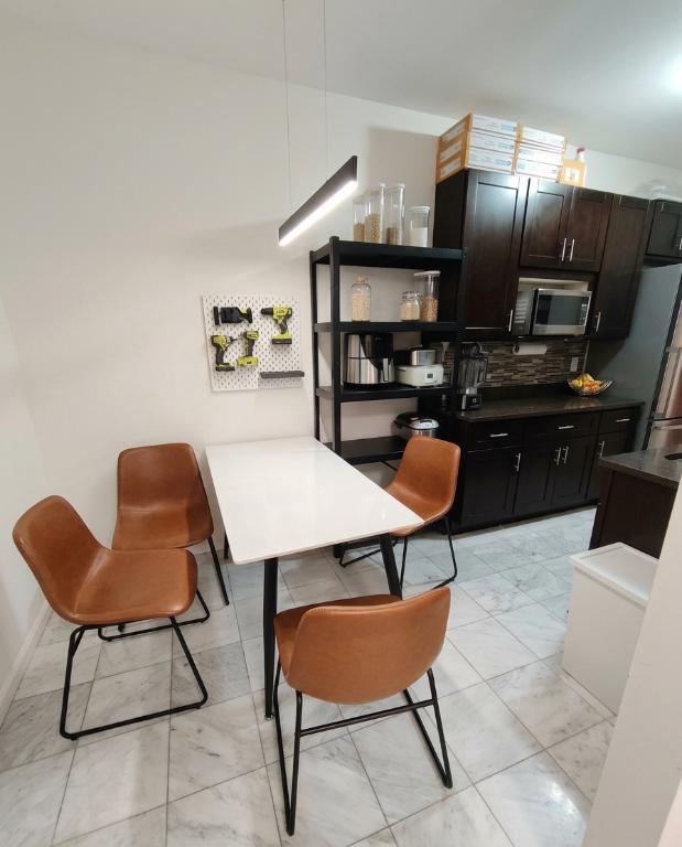 136-05 Sanford Avenue 2E Flushing Queens NY 11355