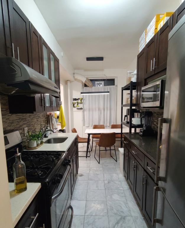 136-05 Sanford Avenue 2E Flushing Queens NY 11355