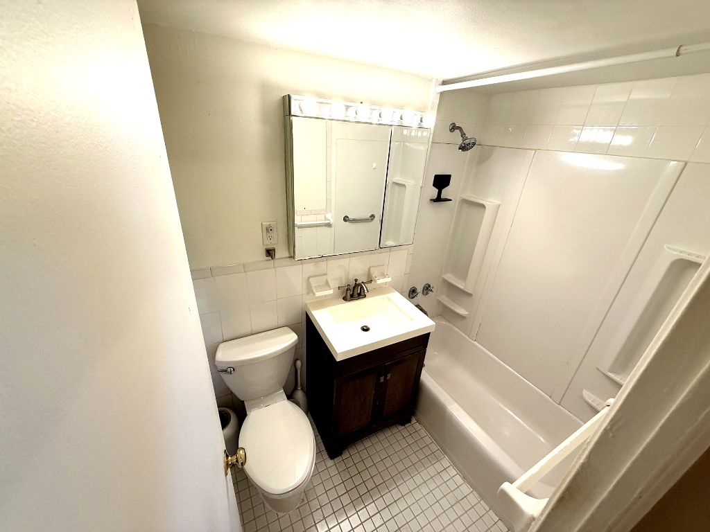 61-25 98th Street 9F Forest Hills Queens NY 11374