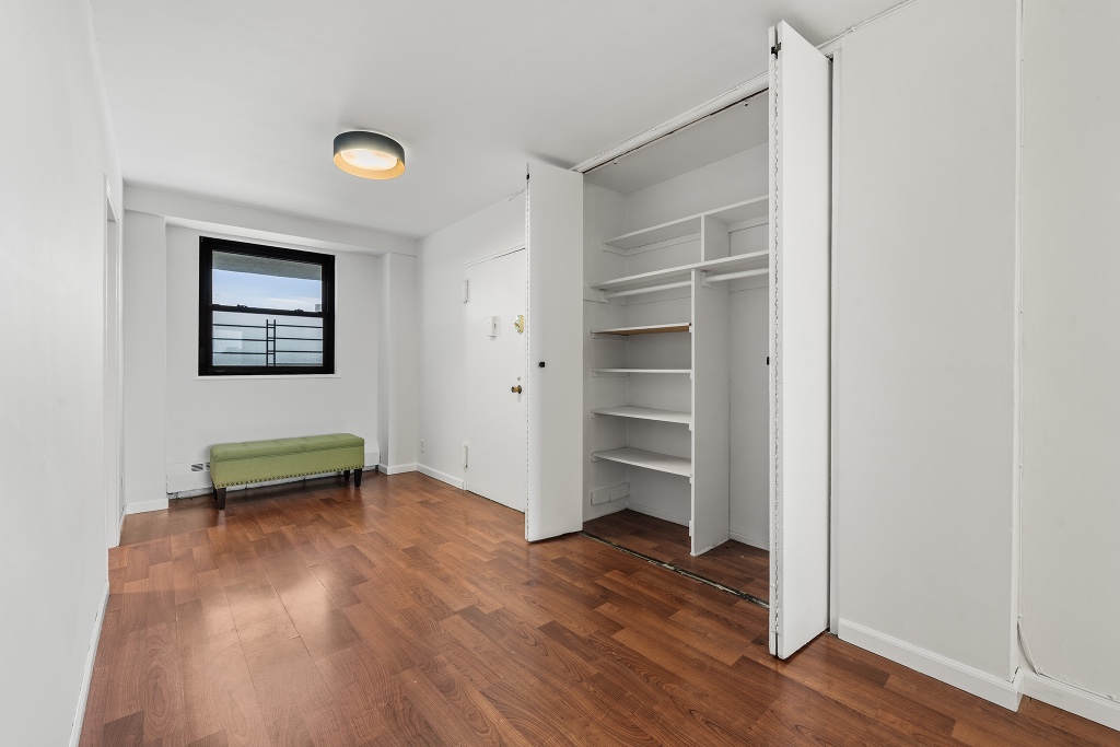 61-25 98th Street 9F Forest Hills Queens NY 11374