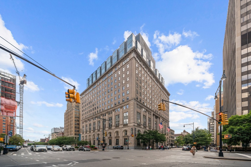 110 Livingston Street Downtown Brooklyn NY 11201