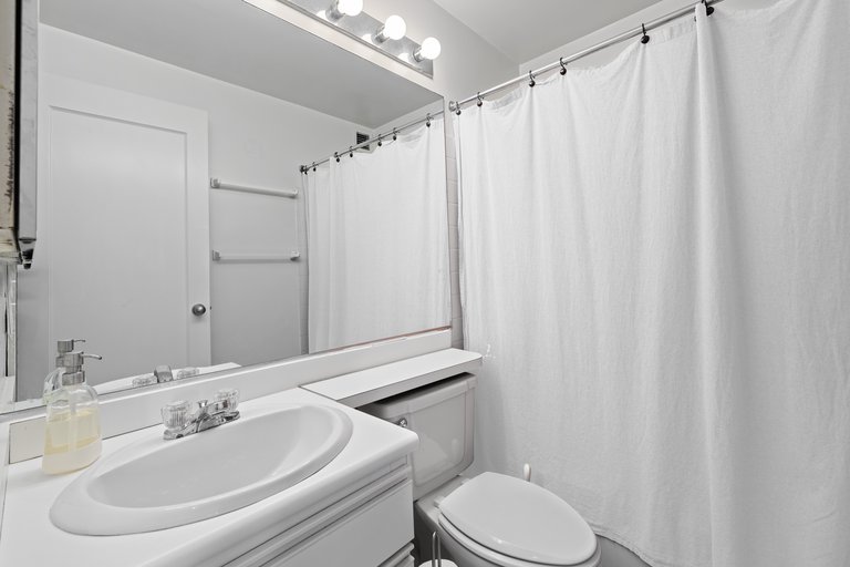 301 West 110th Street 4V West Harlem New York NY 10026