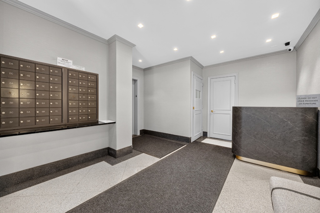 61 East 77th Street Upper East Side New York NY 10075