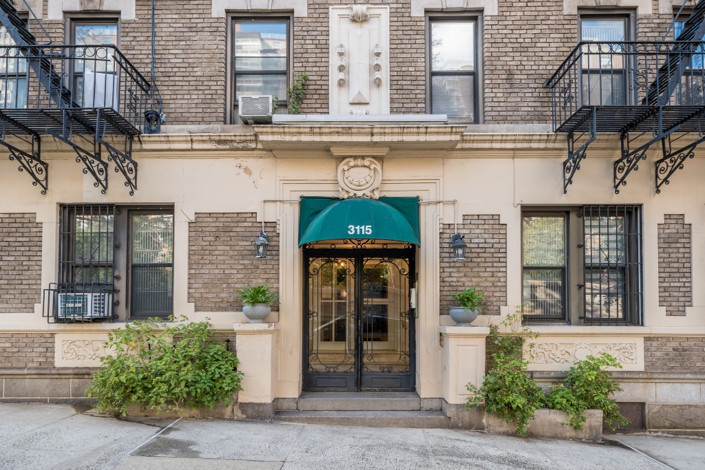 3115 Broadway Apt 52/53 Morningside Heights New York NY 10027