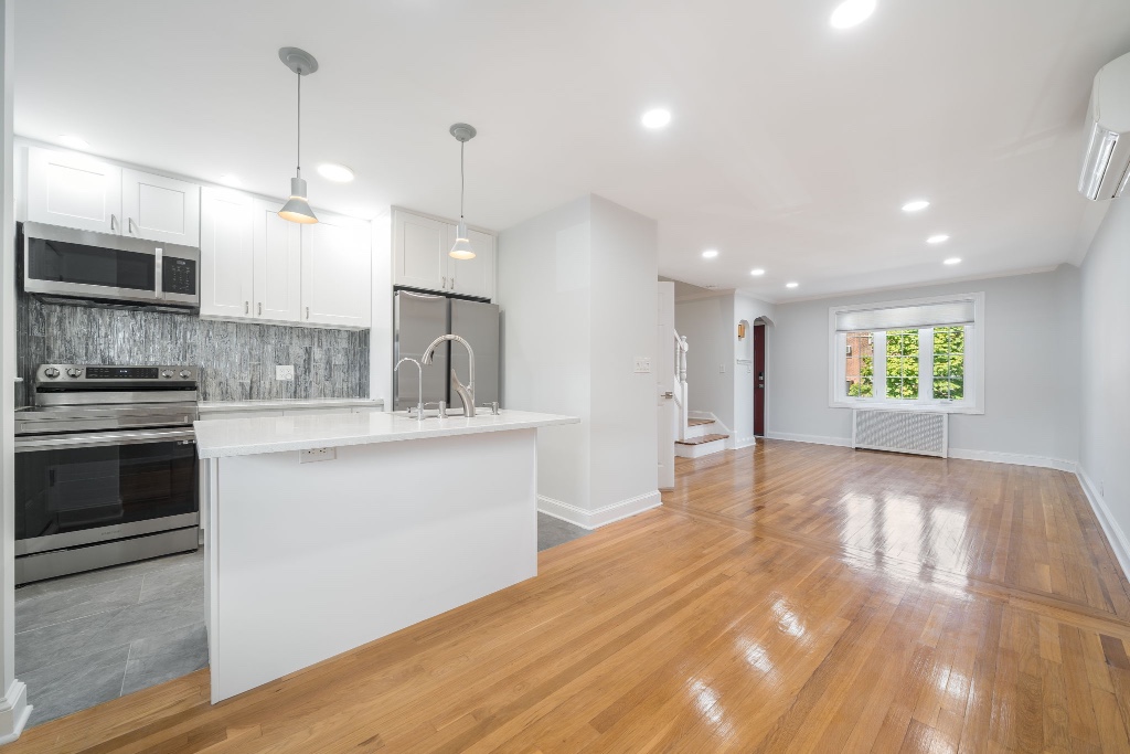 20-17 26th Street Steinway-Ditmars Queens NY 11105