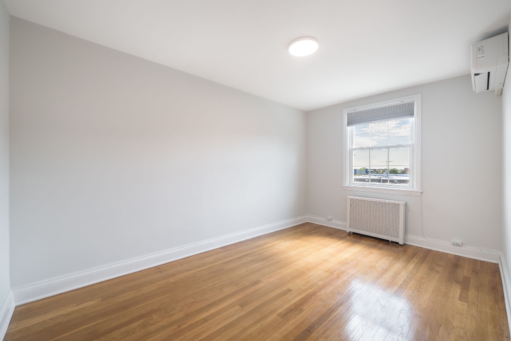 20-17 26th Street Steinway-Ditmars Queens NY 11105