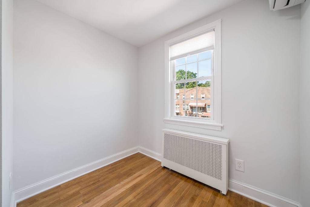 20-17 26th Street Steinway-Ditmars Queens NY 11105