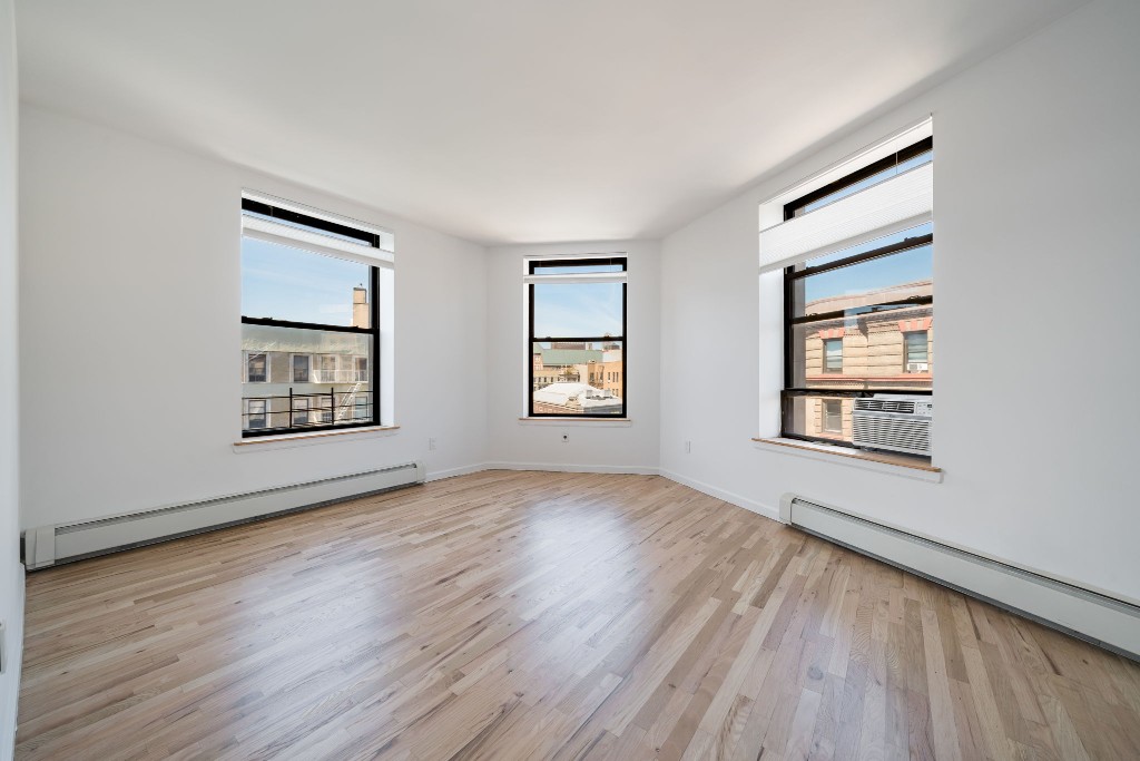 66-72 Saint Nicholas Avenue West Harlem New York NY 10026
