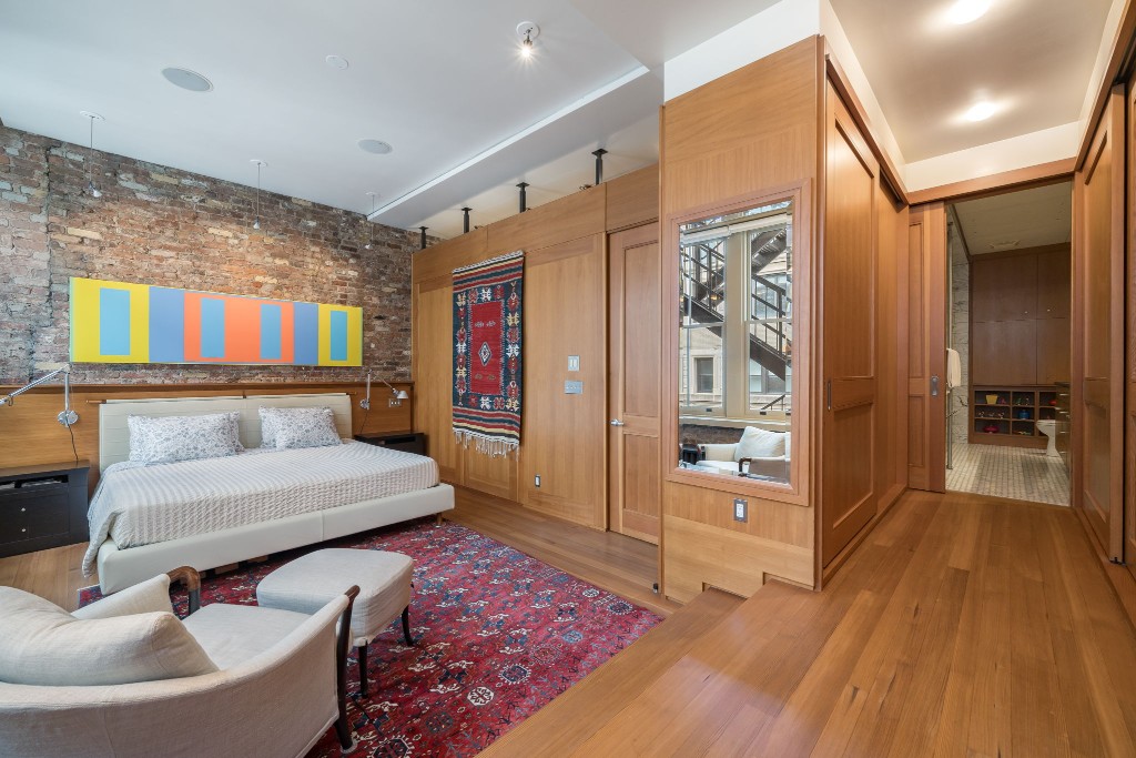 56 East 11th Street 8 Greenwich Village New York NY 10003