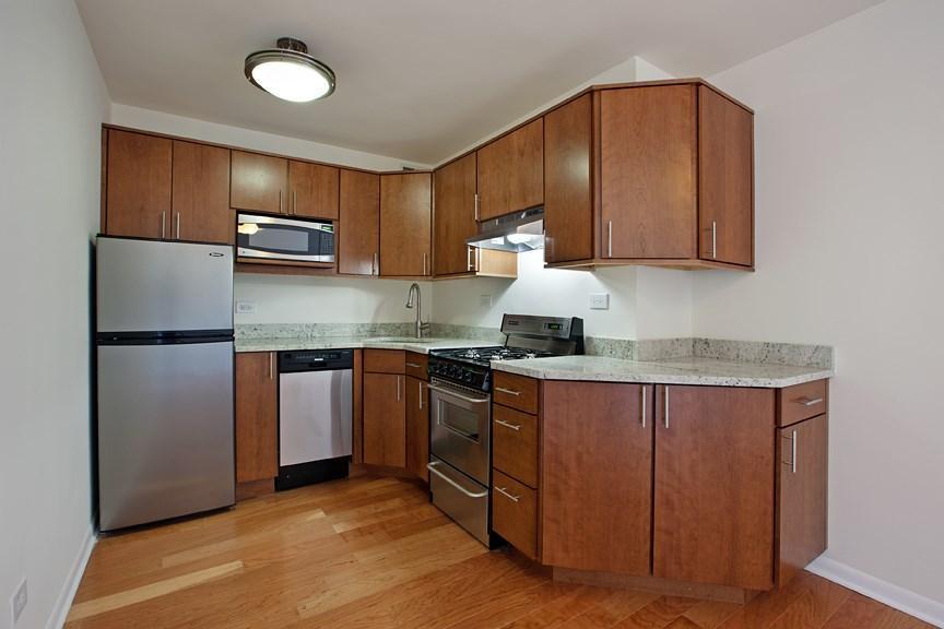 800 Hinman 411 Evanston Il 60202 Apartments Photo 1