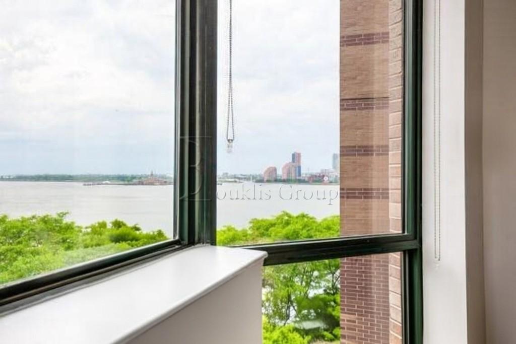 2-bedroom at 37 3RD STREET — photo 1 of 6