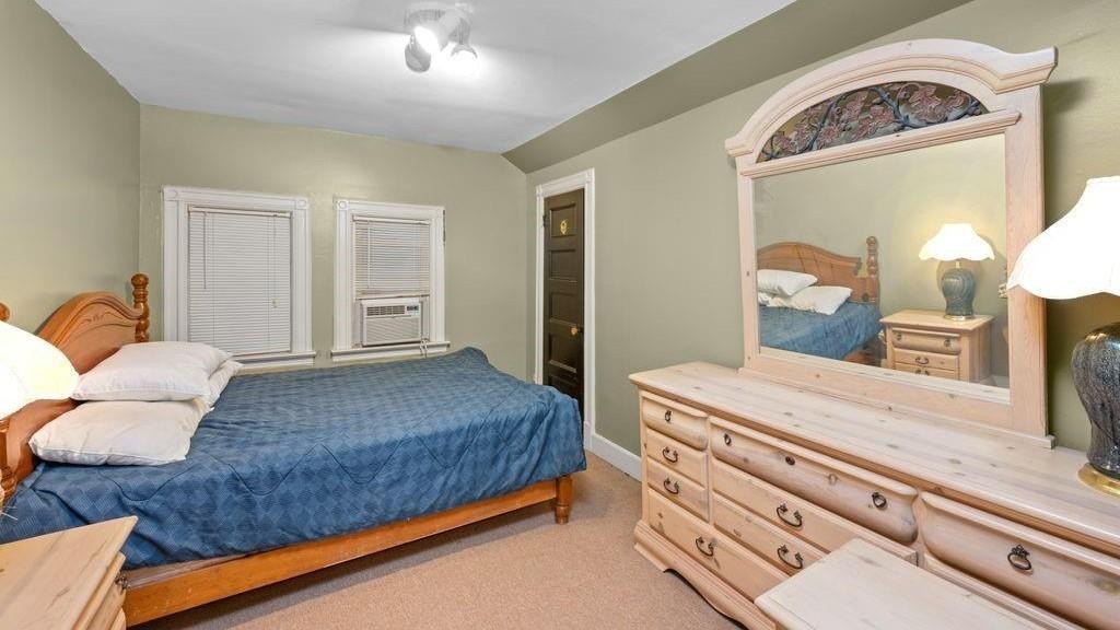8210 Fort Hamilton Parkway Bay Ridge Brooklyn NY 11209