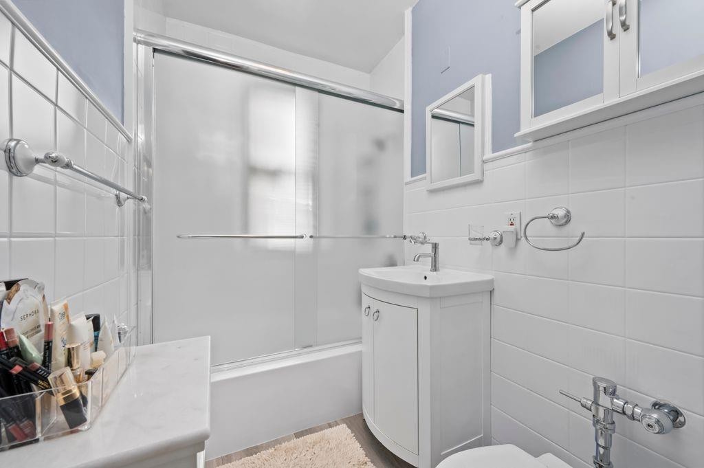 9437 Shore Road Fort Hamilton Brooklyn NY 11209