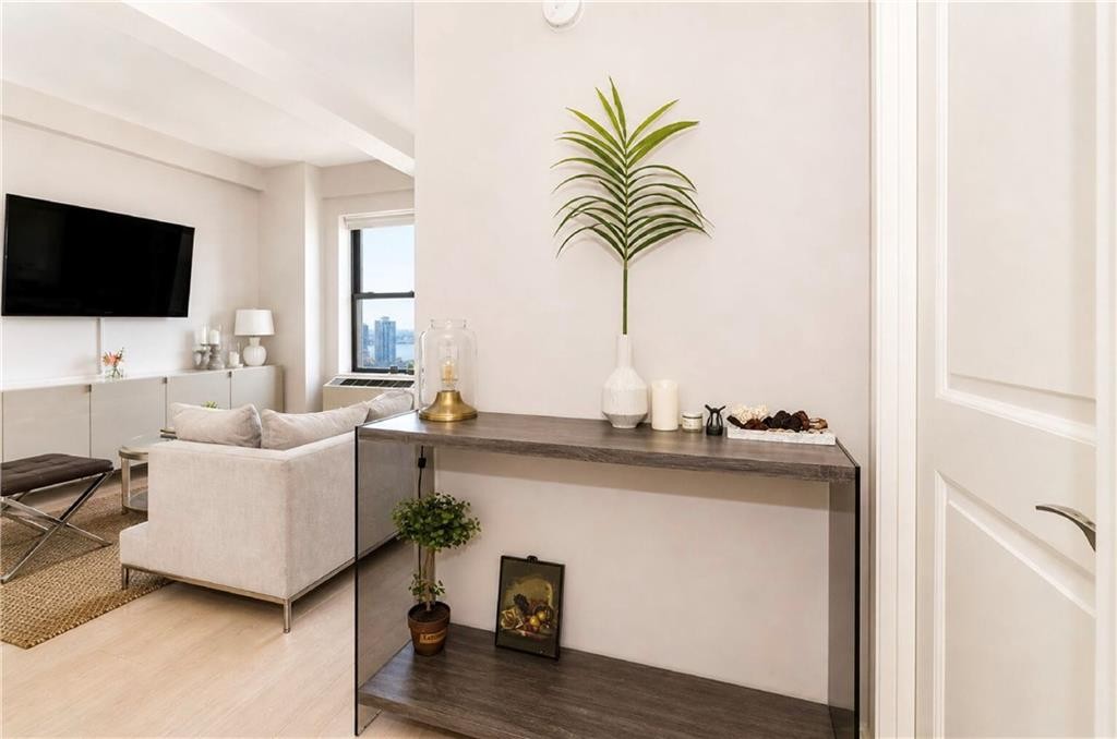 20 West Street 40A Financial District New York NY 10004