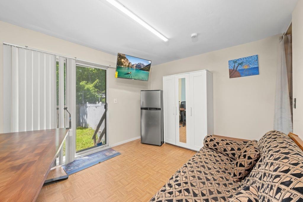 84 Long Pond Lane Clifton Staten Island NY 10304