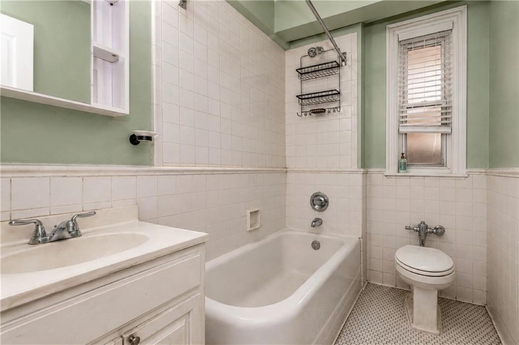 190 72nd Street 122 Bay Ridge Brooklyn NY 11209