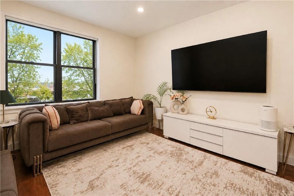2645 Homecrest Avenue 1F Sheepshead Bay Brooklyn NY 11235