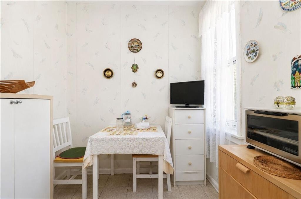 701 Gerald Court 2E Sheepshead Bay Brooklyn NY 11235