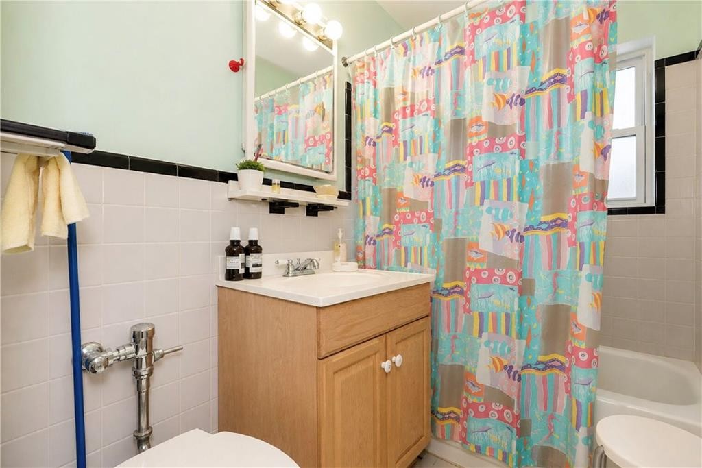 701 Gerald Court 2E Sheepshead Bay Brooklyn NY 11235