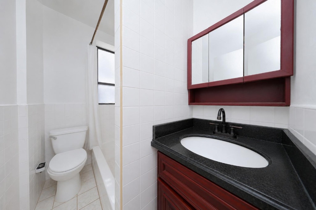 9104 3rd Avenue Fort Hamilton Brooklyn NY 11209