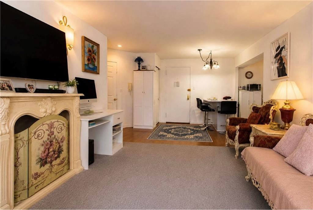84-39 153rd Avenue 6B Lindenwood Queens NY 11414