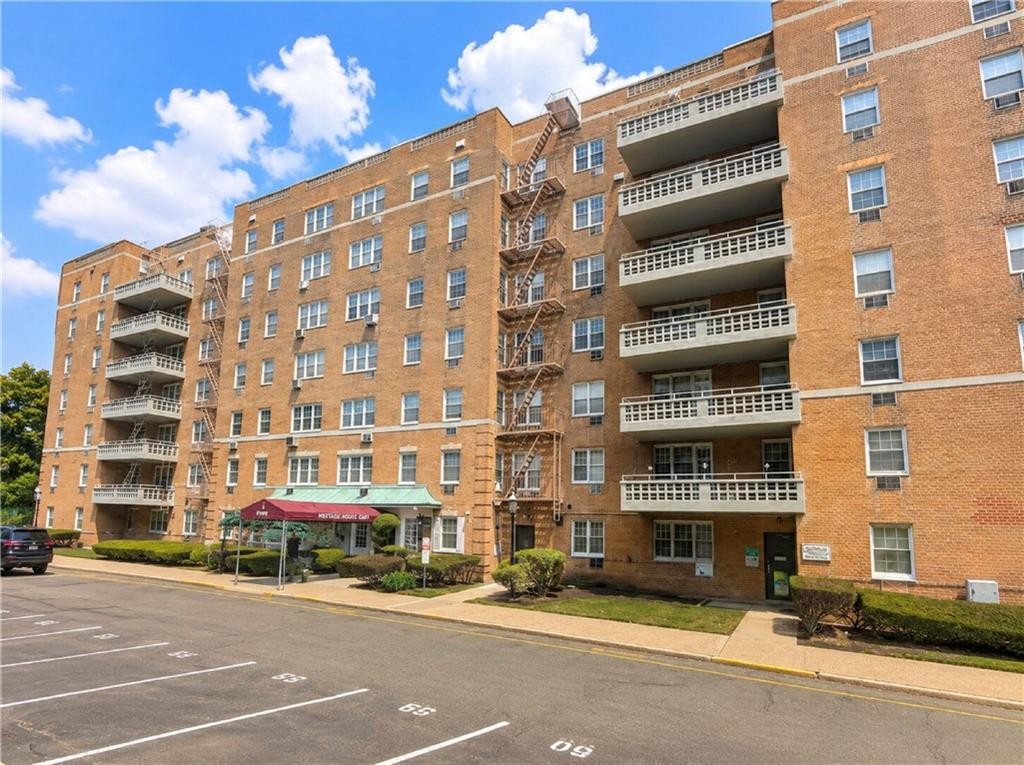 84-39 153rd Avenue 6B Lindenwood Queens NY 11414