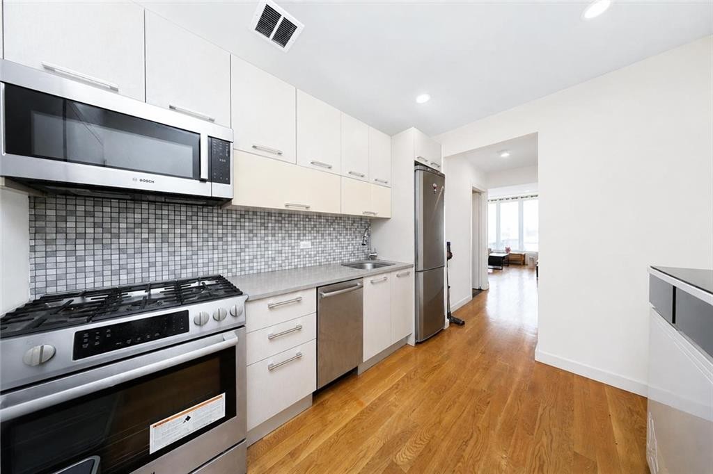 8629 Bay Parkway 5G Gravesend Brooklyn NY 11214