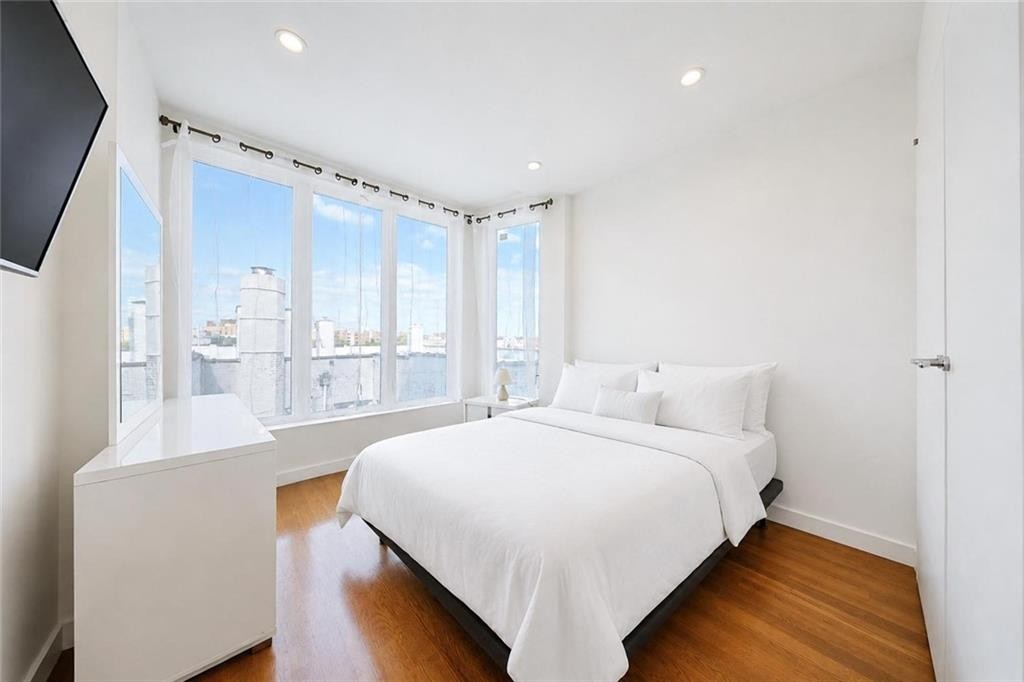8629 Bay Parkway 5G Gravesend Brooklyn NY 11214