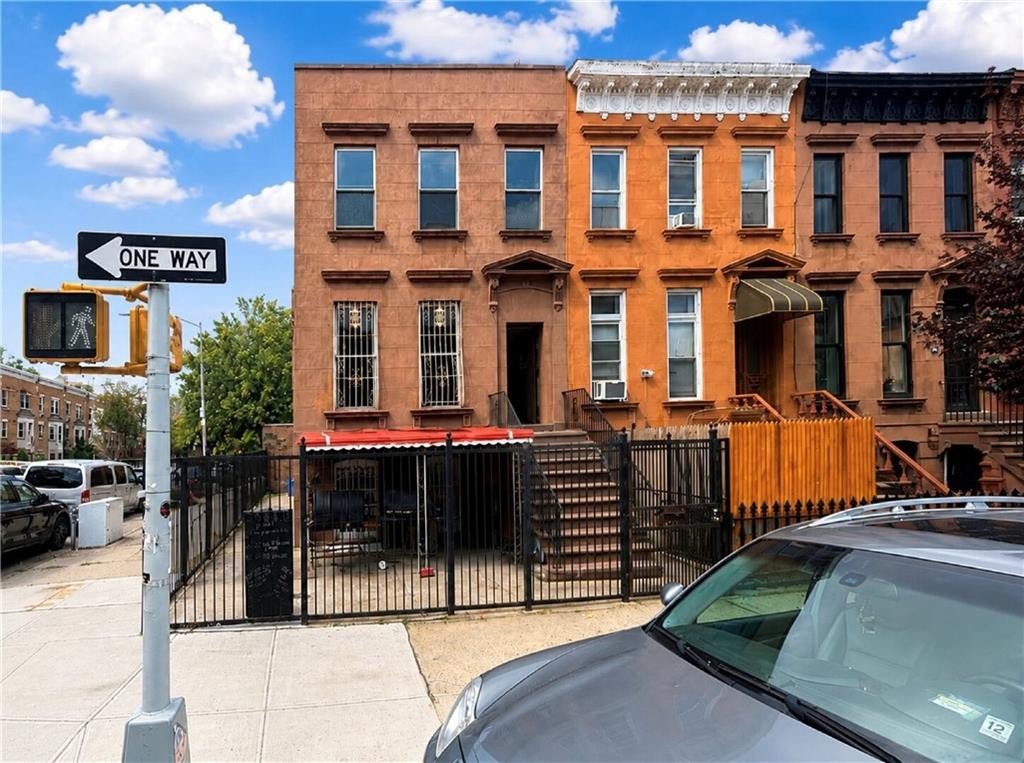 104 Albany Avenue Crown Heights Brooklyn NY 11213