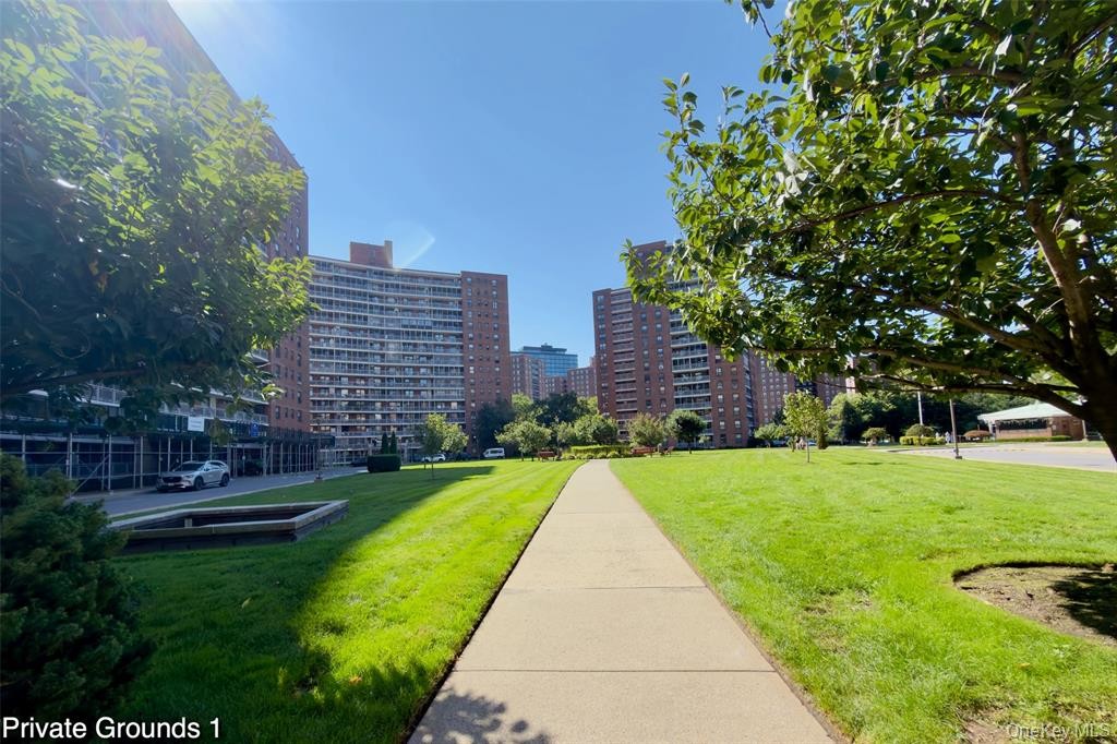 61-25 98th Street 7J Forest Hills Queens NY 11374